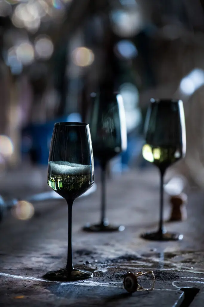 Noir champagne